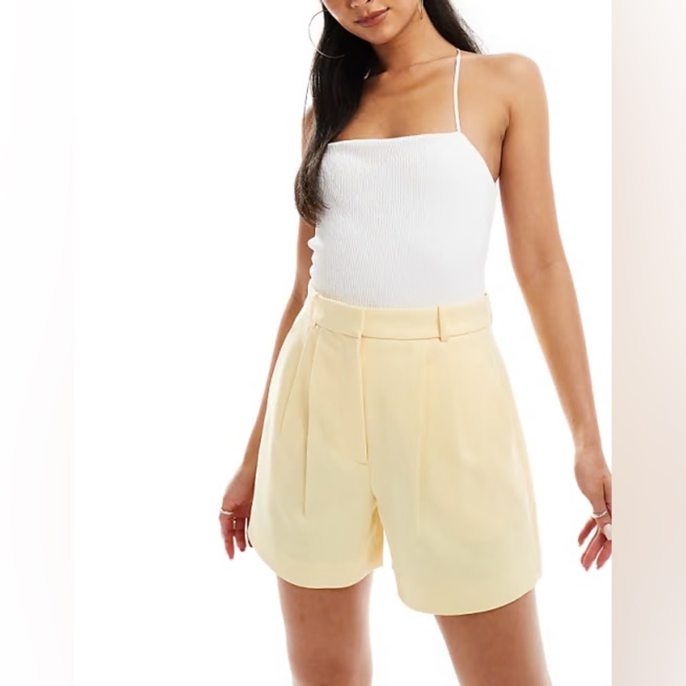 Abercrombie & Fitch Sloane High-Waist Pleated Trouser Shorts
